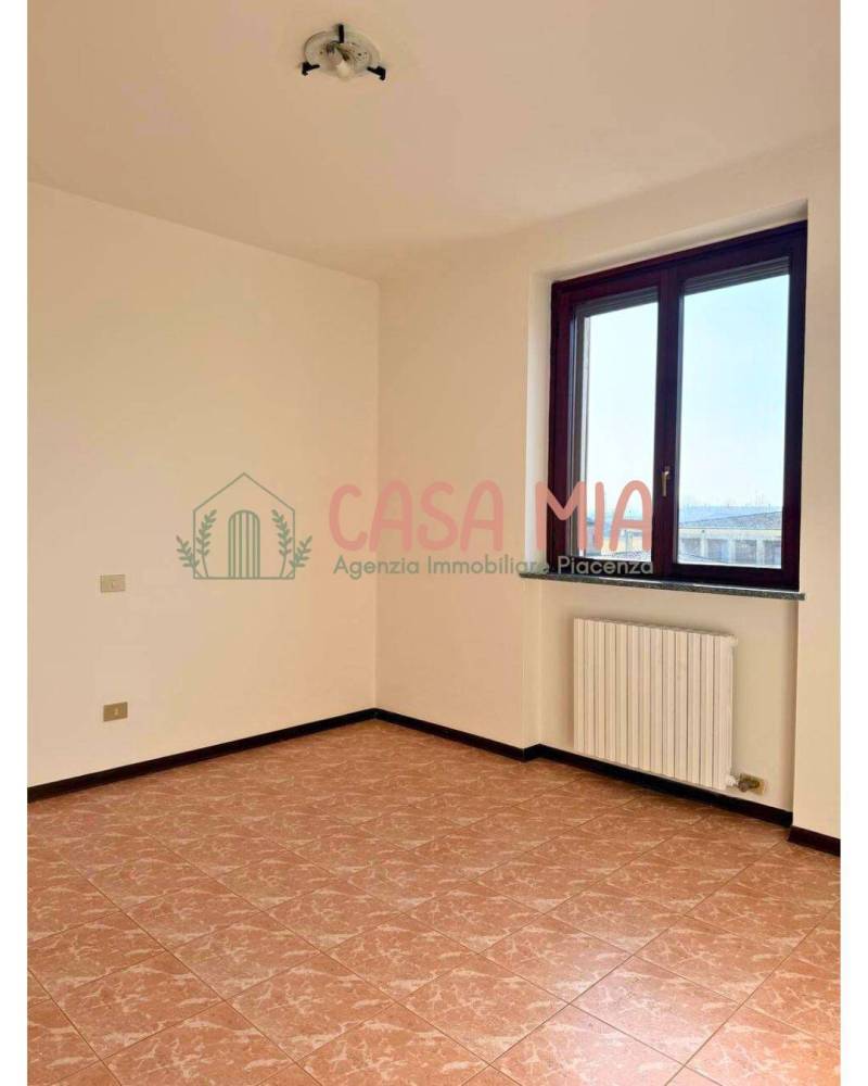 appartamento in vendita ad Agazzano