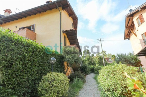 appartamento in vendita ad Agazzano