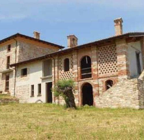 casa indipendente in vendita ad Agazzano