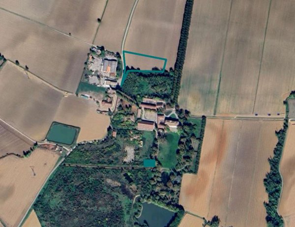 terreno agricolo in vendita ad Agazzano in zona Tavernago