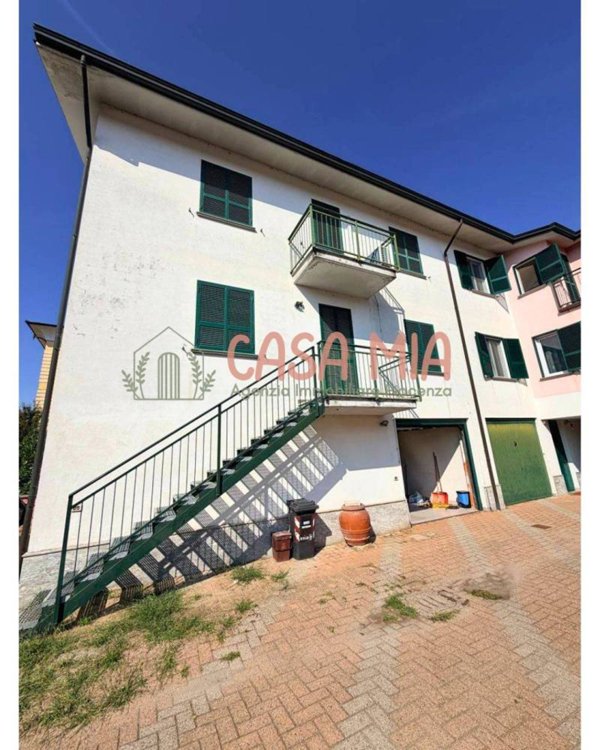 casa indipendente in vendita ad Agazzano