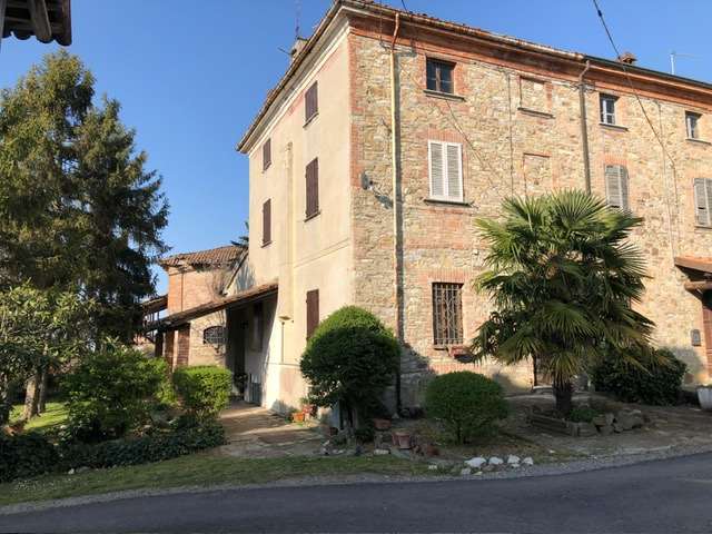 casa indipendente in vendita ad Agazzano