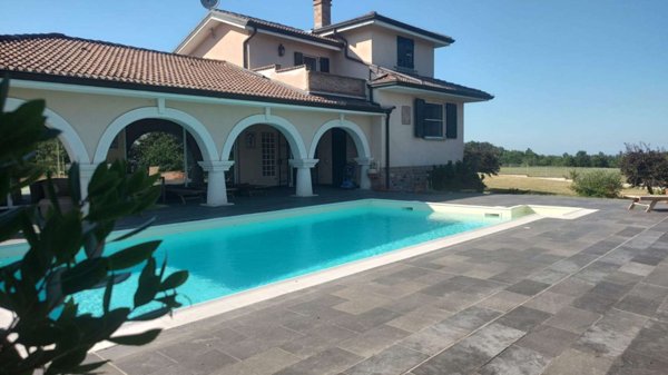 casa indipendente in vendita ad Agazzano