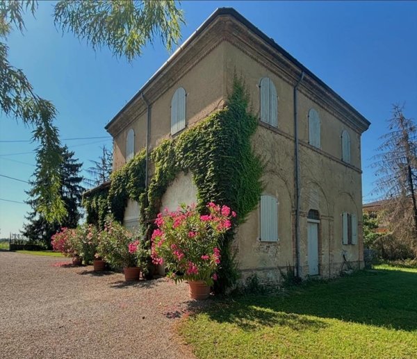 casa indipendente in vendita ad Alseno