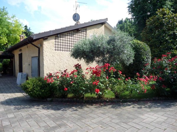 casa indipendente in vendita ad Alseno in zona Lusurasco