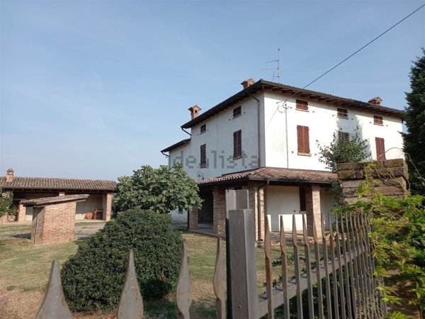 appartamento in vendita ad Alseno in zona Castelnuovo Fogliani