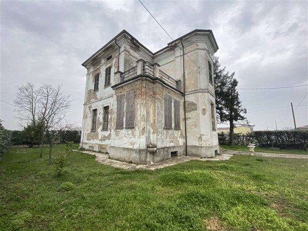 casa indipendente in vendita ad Alseno