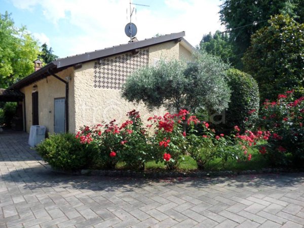 casa indipendente in vendita ad Alseno in zona Lusurasco
