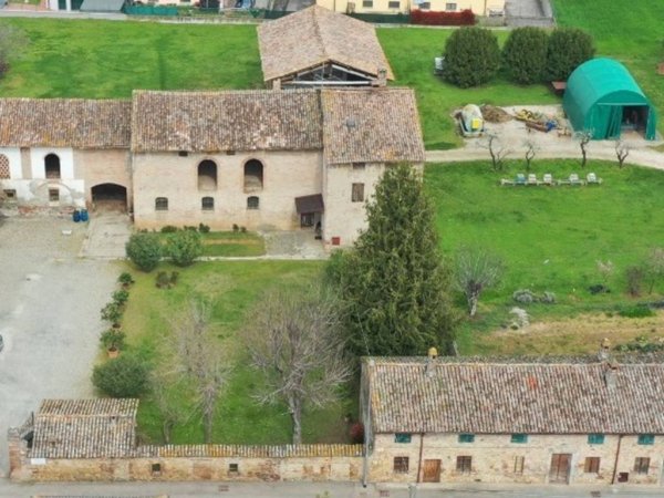 casa indipendente in vendita ad Alseno in zona Lusurasco