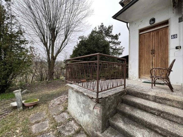 casa indipendente in vendita ad Alseno in zona Castelnuovo Fogliani