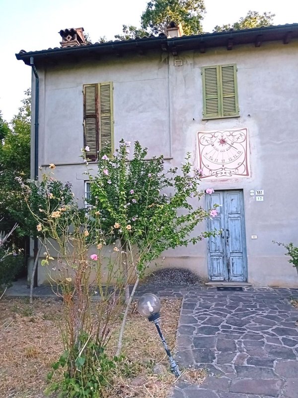 casa indipendente in vendita ad Alseno in zona Castelnuovo Fogliani