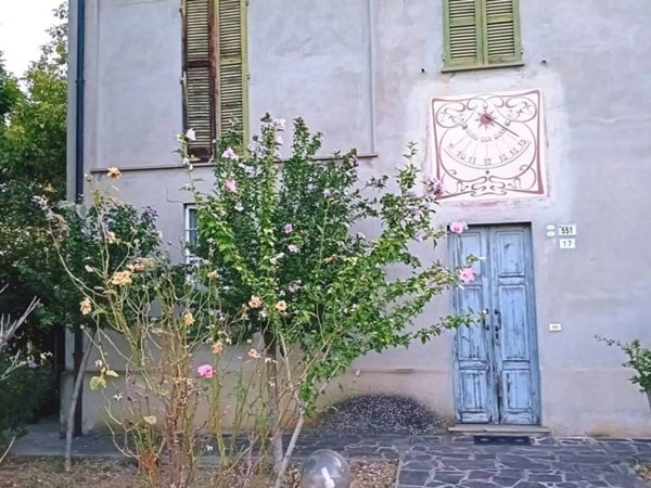 casa indipendente in vendita ad Alseno in zona Castelnuovo Fogliani