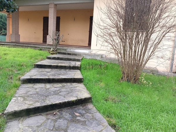 casa indipendente in vendita ad Alseno