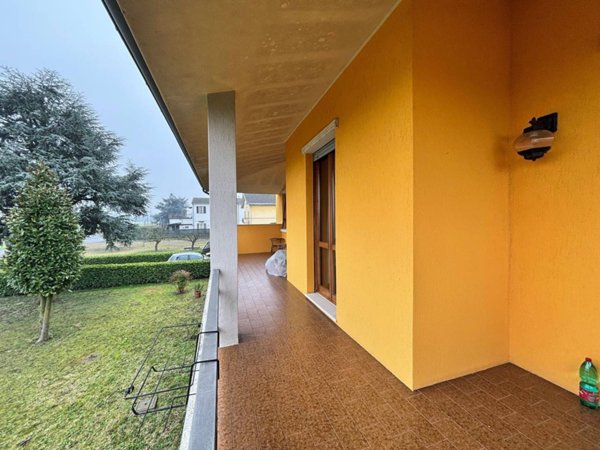 casa indipendente in vendita ad Alseno