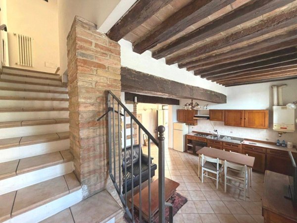 casa indipendente in vendita ad Alseno