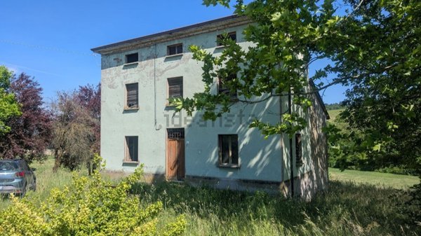 appartamento in vendita ad Alseno in zona Castelnuovo Fogliani