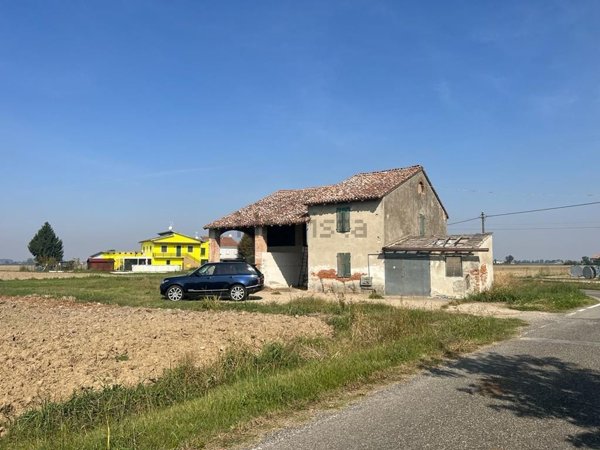 appartamento in vendita a Besenzone