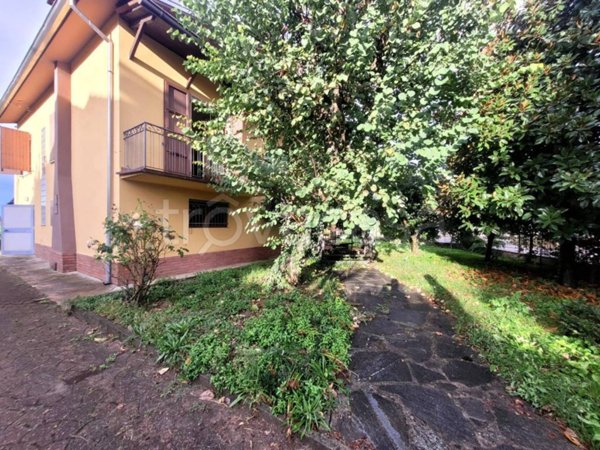 casa indipendente in vendita a Besenzone