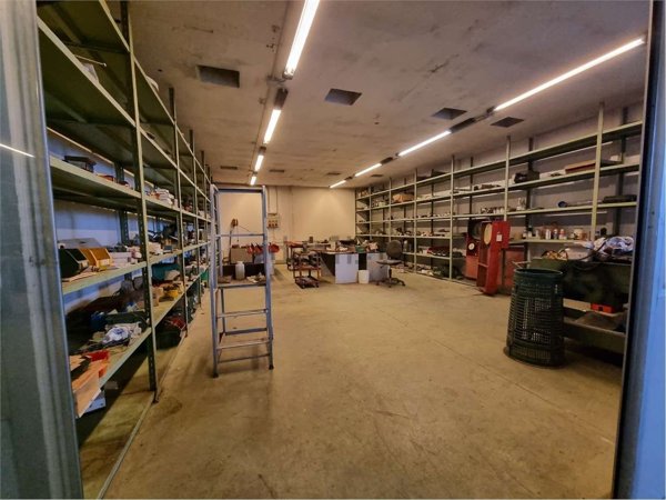 capannone in vendita a Besenzone