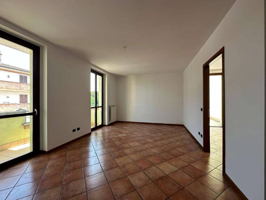 appartamento in vendita a Besenzone