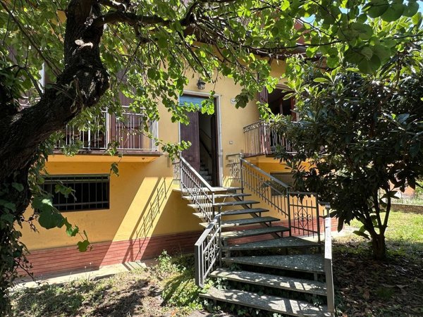 casa indipendente in vendita a Besenzone