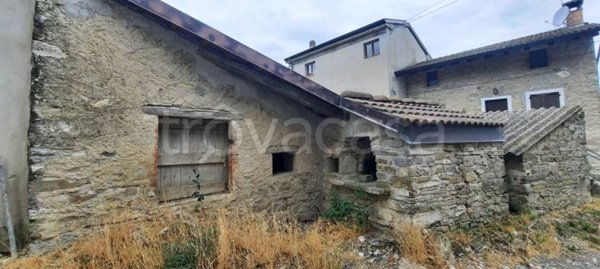 casa indipendente in vendita a Bettola