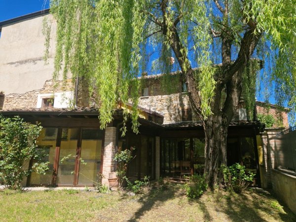 appartamento in vendita a Bettola