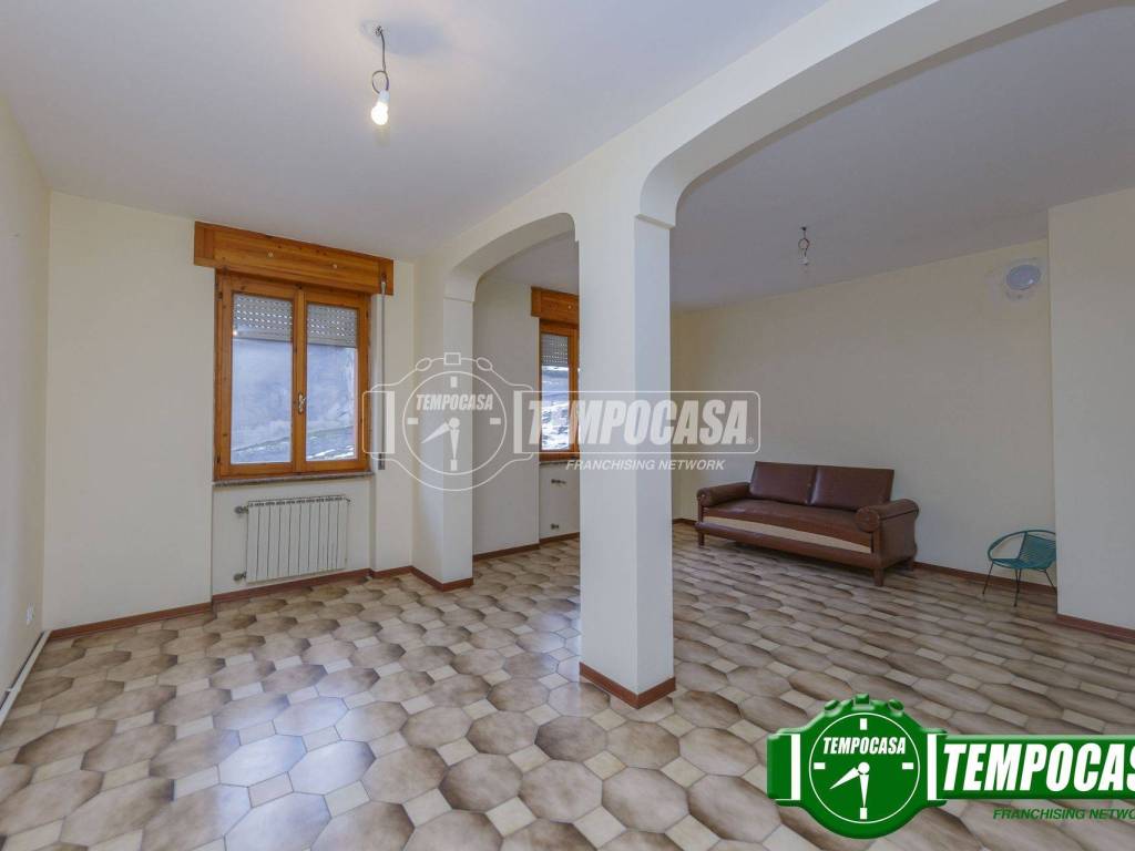 appartamento in vendita a Bettola