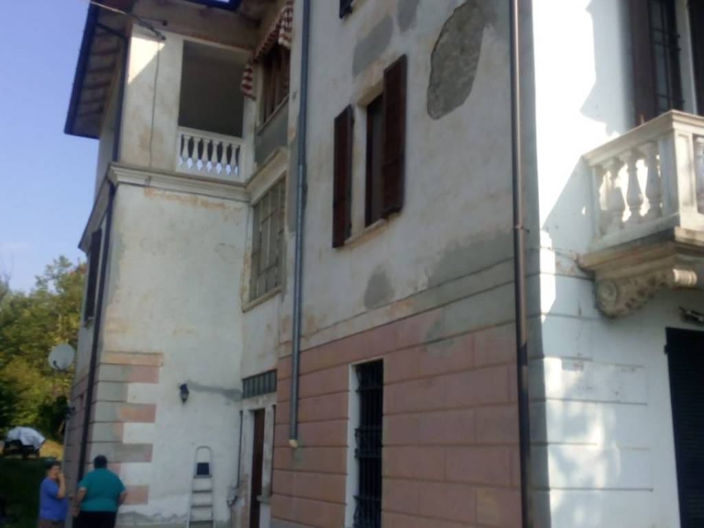 appartamento in vendita a Bettola