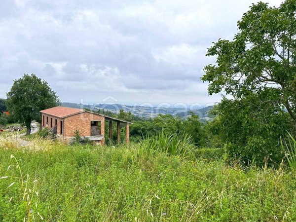 casa indipendente in vendita a Bettola