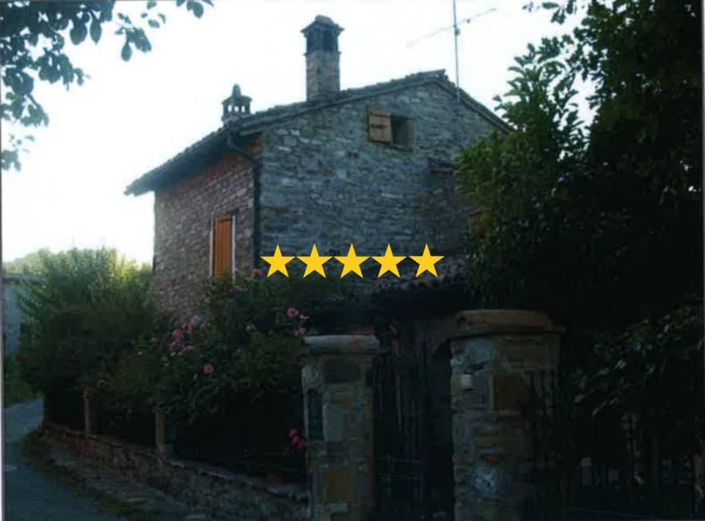 appartamento in vendita a Bettola in zona Padri