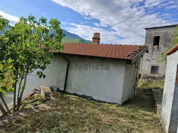 appartamento in vendita a Bettola