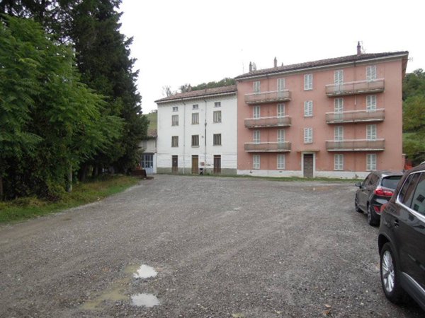 intera palazzina in vendita a Bettola