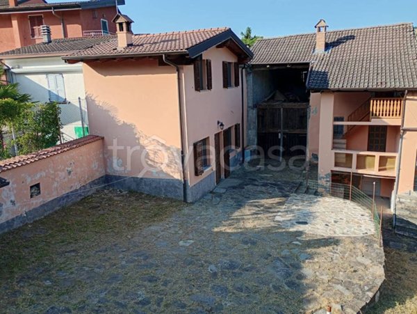 casa indipendente in vendita a Bettola