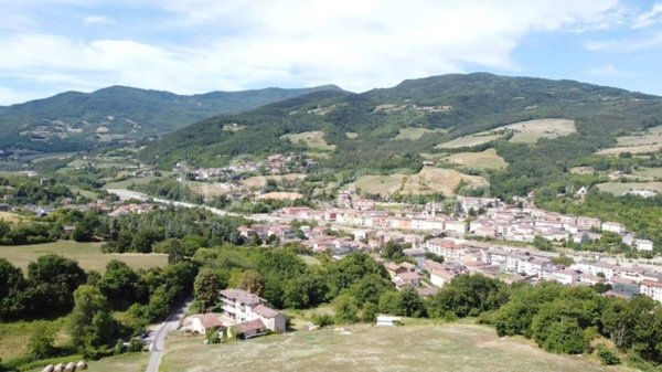 casa indipendente in vendita a Bettola