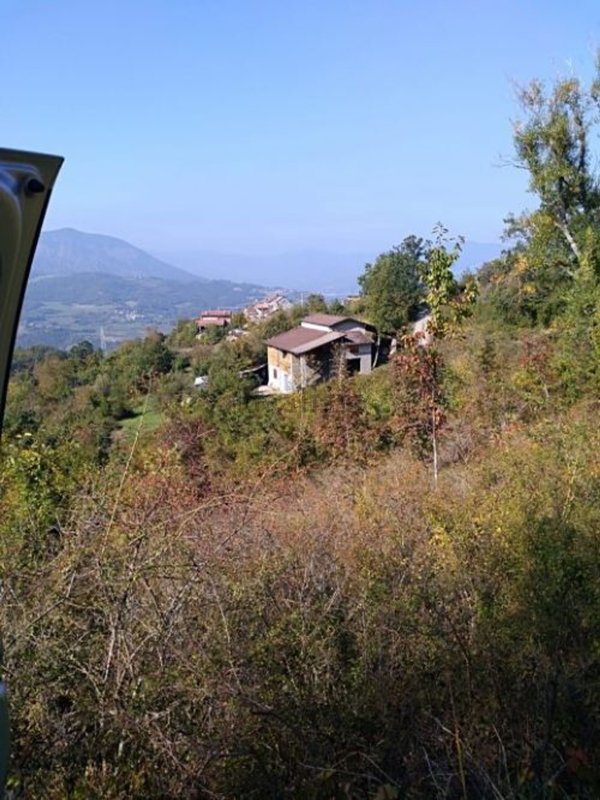 casa indipendente in vendita a Bettola