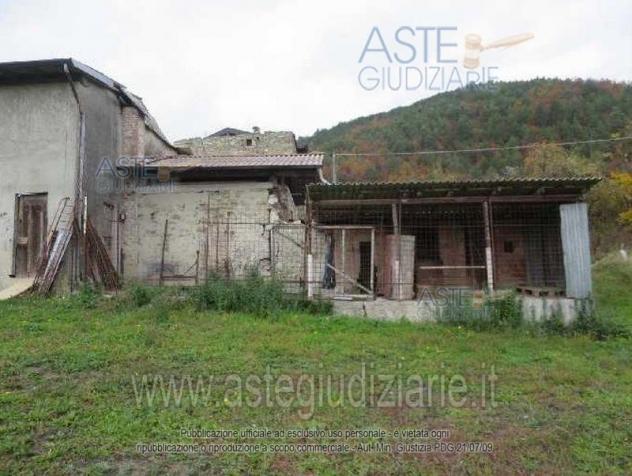casale in vendita a Bettola