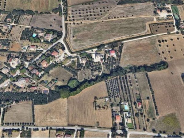 casa indipendente in vendita a Bettola