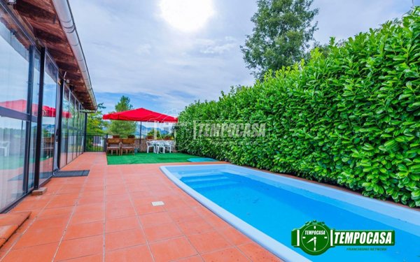 casa indipendente in vendita a Bettola