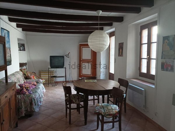 casa indipendente in vendita a Bettola