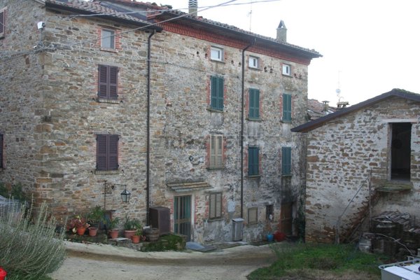 casa indipendente in vendita a Bettola