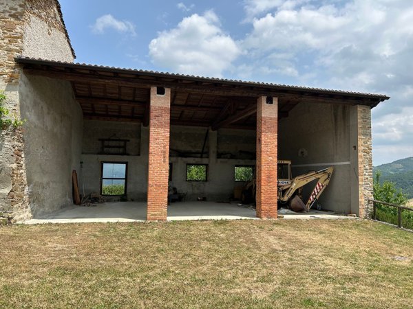 appartamento in vendita a Bettola