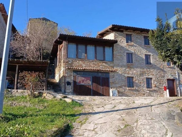 casa indipendente in vendita a Bettola in zona Padri