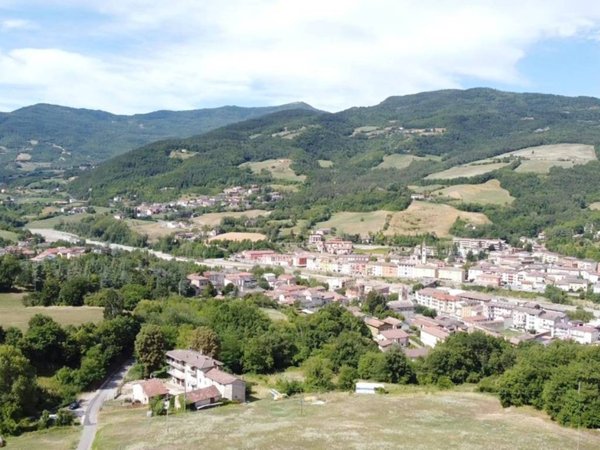 casa indipendente in vendita a Bettola