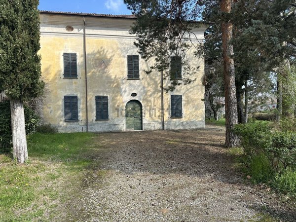 casa indipendente in vendita a Bettola