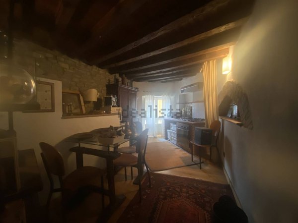 appartamento in vendita a Bettola