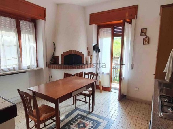 casa indipendente in vendita a Bettola