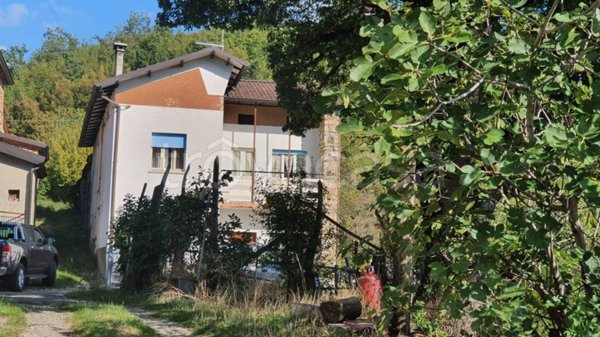 casa indipendente in vendita a Bettola in zona Rigolo