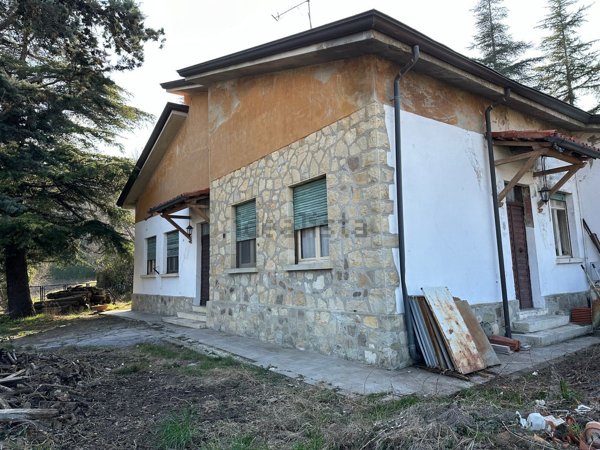casa indipendente in vendita a Bettola in zona Roncovero