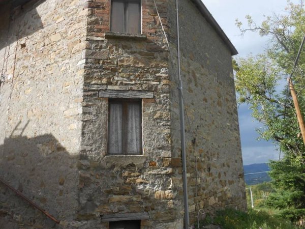 casa indipendente in vendita a Bettola in zona Roncovero
